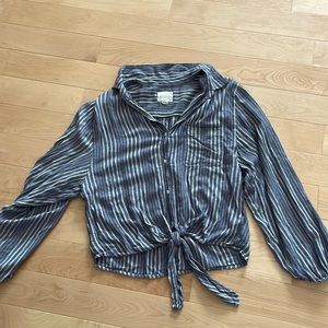 American Eagle blouse